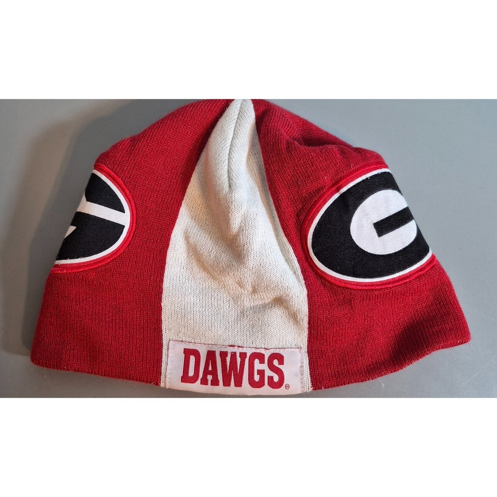 Georgia Bulldogs Top Of The World Knit Beanie Hat Red White DAWGS Bones Logos